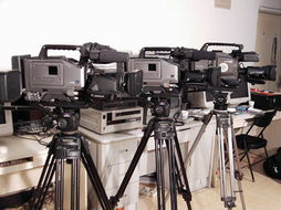 视觉呈现的艺术与科技 全面解析摄像、摄影与展览生产供应商的价值链